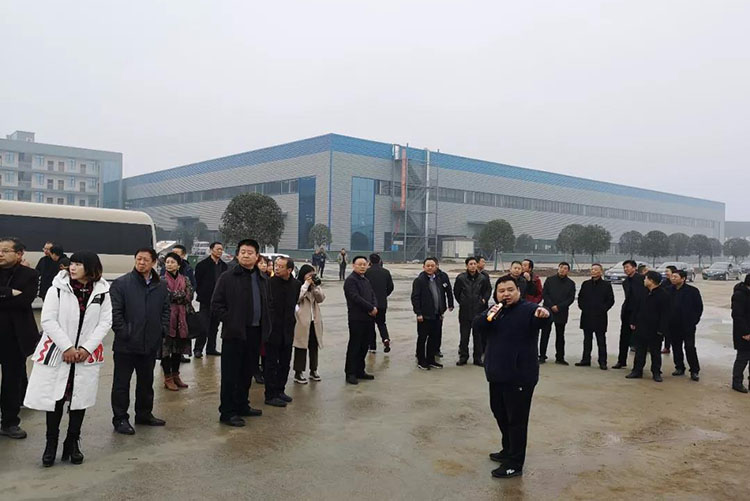 隨州市委、市人大代表團(tuán)蒞臨程力集團(tuán)商用車(chē)產(chǎn)業(yè)園視察
